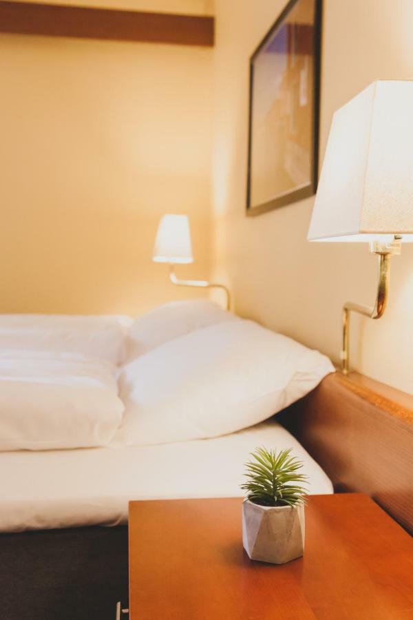 Froken Skjolds Hotel Lyngengarden มูโชว์น ภายนอก รูปภาพ
